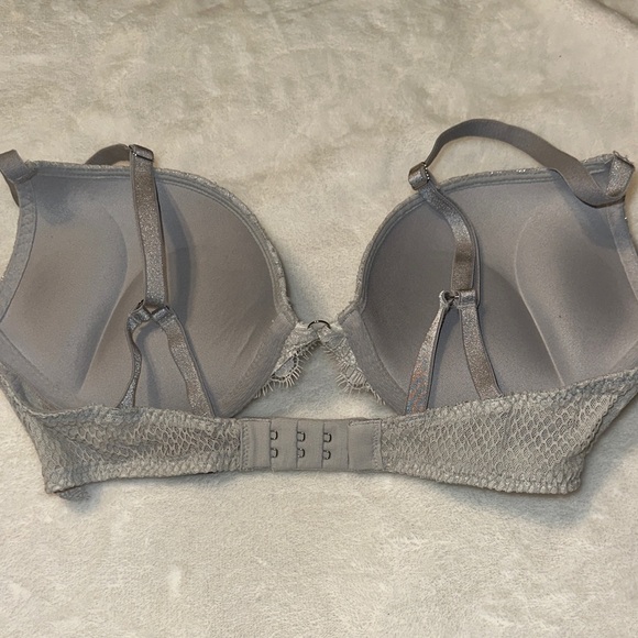 Victoria's Secret Gray Lace Bra - Picture 3 of 6
